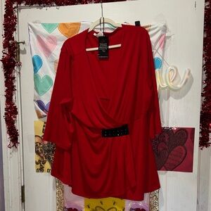 NWT size 3x Monroe and main Red Draped Blouse with Black Belt